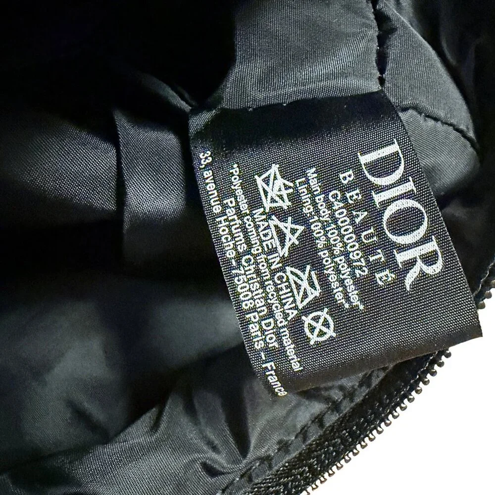 Dior Sauvage Men’s Travel Duo – Toiletry Pouch + 10 mL EDT Mini NIB - Picture 12 of 12